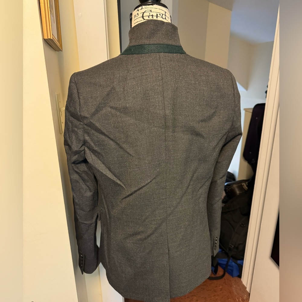 Classic Gray Wool Blazer - Picture 3 of 8
